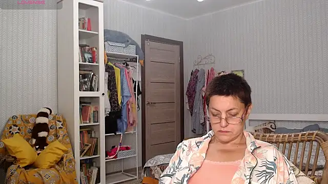 Soffya Soy online show from 07/18/26, 08:45