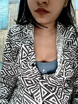 Snapshot of cute_IndianBabe chatting on 11/27/25, 12:56 cute IndianBabe online show from 11/27/25, 12:56