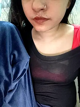 Snapshot of cute_IndianBabe chatting on 12/03/25, 01:02 cute IndianBabe online show from 12/03/25, 01:02