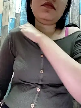 Snapshot of cute_IndianBabe chatting on 02/09/26, 01:09 cute IndianBabe online show from 02/09/26, 01:09