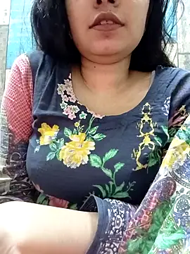 Snapshot of cute_IndianBabe chatting on 02/28/26, 01:28 cute IndianBabe online show from 02/28/26, 01:28