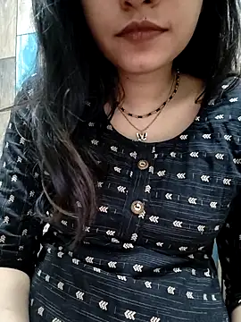 Snapshot of cute_IndianBabe chatting on 04/04/26, 02:10 cute IndianBabe online show from 04/04/26, 02:10