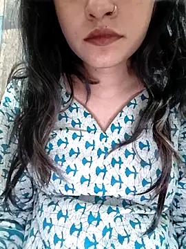 Snapshot of cute_IndianBabe chatting on 04/19/26, 02:22 cute IndianBabe online show from 04/19/26, 02:22