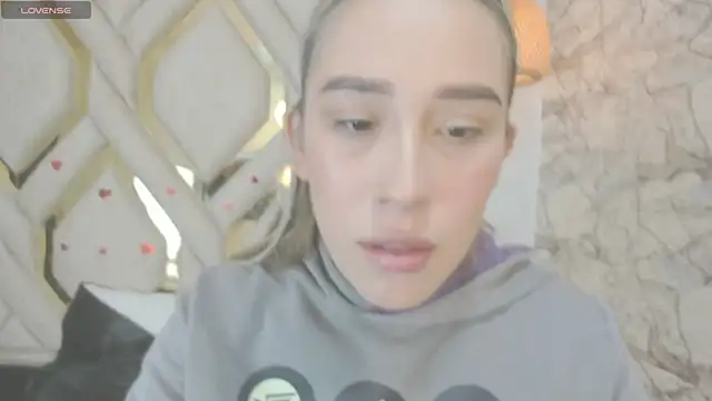 Lannajansen online show from 03/19/25, 05:17