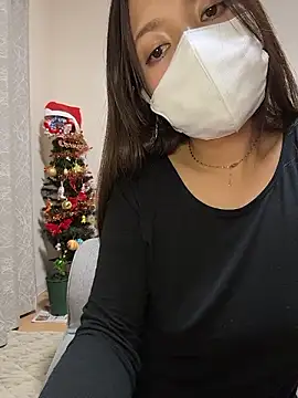 Snapshot of anchan69 chatting on 12/05/25, 11:19 anchan69 online show from 12/05/25, 11:19