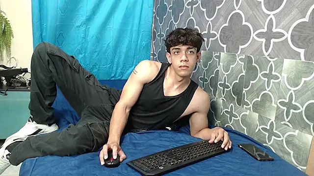 HENRY SENNI online show from 03/16/25, 11:14
