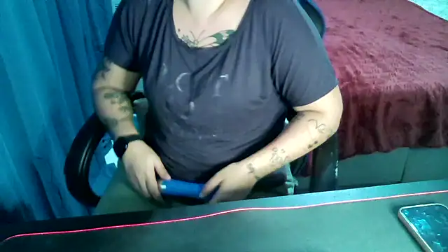 Snapshot of bunnyfox420 chatting on 10/19/25, 07:14 bunnyfox420 online show from 10/19/25, 07:14