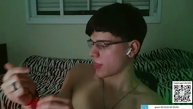 vitorsafado19 online show from 10/22/25, 01:28