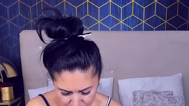 ValeryBlakes online show from 10/19/25, 06:30