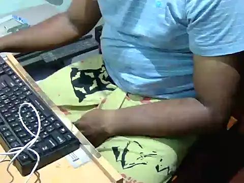 Snapshot of lolboy1234Z chatting on 10/03/25, 04:15 lolboy1234Z online show from 10/03/25, 04:15