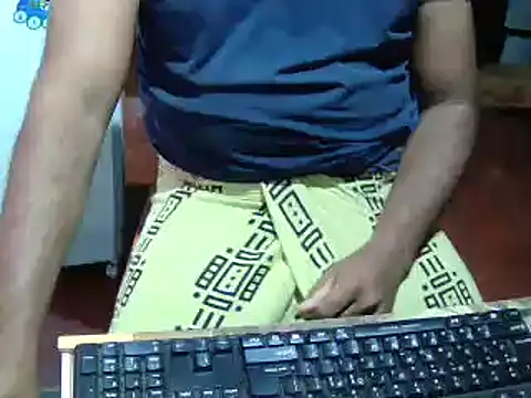 Snapshot of lolboy1234Z chatting on 11/10/25, 11:37 lolboy1234Z online show from 11/10/25, 11:37