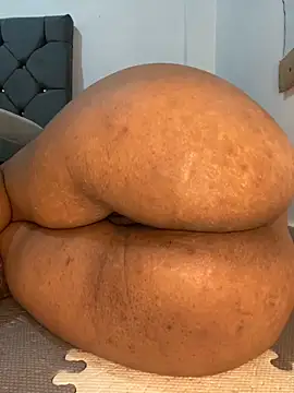 Snapshot of Charlotte_bronxxx chatting on 09/21/25, 08:21 Charlotte bronxxx online show from 09/21/25, 08:21