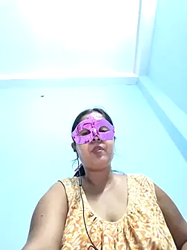 mahi43 online show from 02/16/25, 08:33