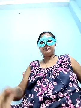 mahi43 online show from 03/22/25, 07:09