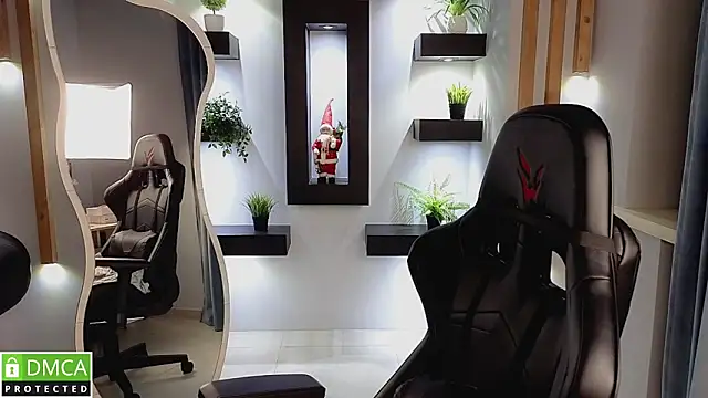 lu muon online show from 11/30/25, 01:20