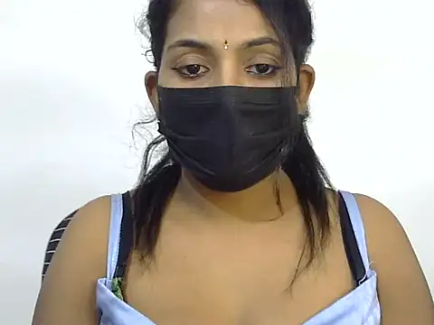 Snapshot of Reddy_Trisha chatting on 01/22/25, 05:38 Reddy Trisha online show from 01/22/25, 05:38