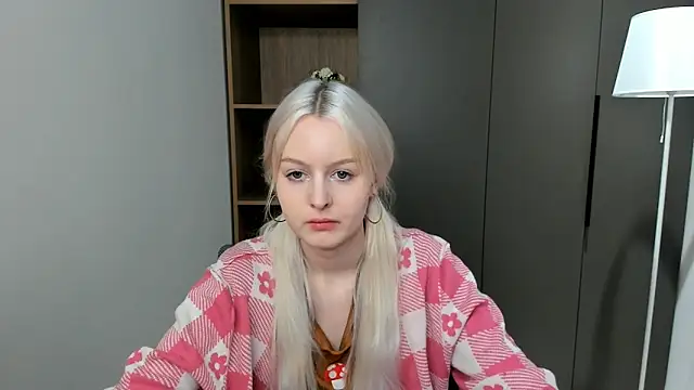MaydaBunton online show from 01/27/25, 06:52