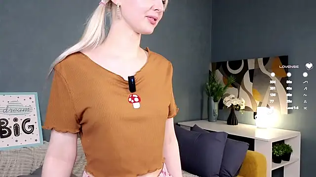 MaydaBunton online show from 02/01/25, 08:08