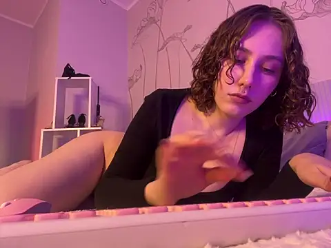 Molli Luv online show from 03/07/25, 12:34