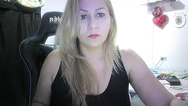 mariana0x online show from 10/09/25, 01:42