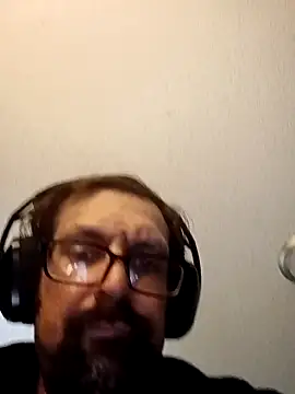 Johndis805 online show from 10/27/25, 04:44