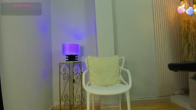 alana rossetti online show from 05/10/26, 03:12