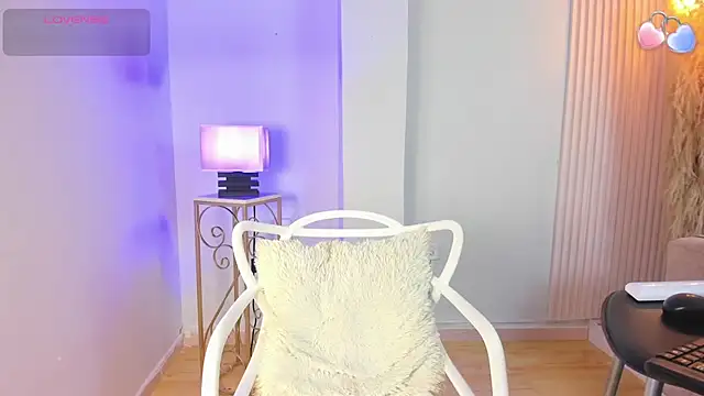 alana rossetti online show from 07/22/26, 12:19