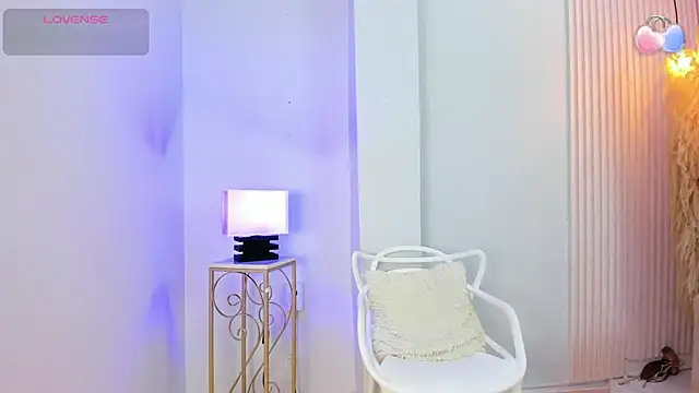 alana rossetti online show from 07/25/26, 12:14