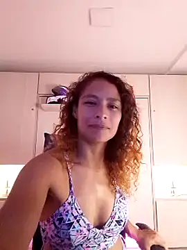 Snapshot of Zoedaniels chatting on 03/04/25, 12:50 Zoedaniels online show from 03/04/25, 12:50