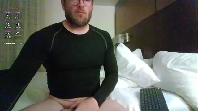 rrunner7718 online show from 09/13/25, 05:29