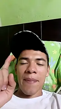 andresiito203 online show from 02/20/25, 05:23