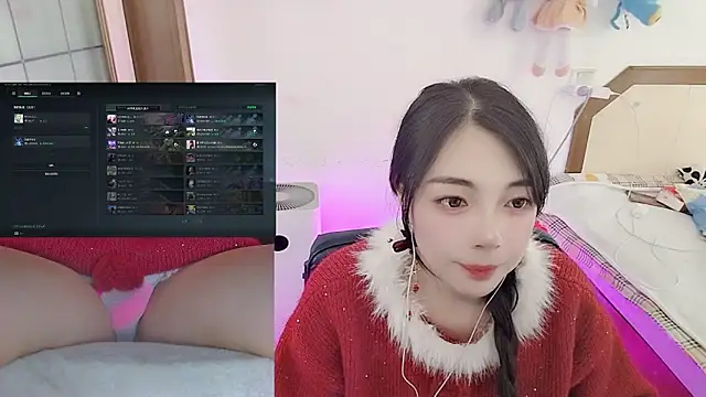 Snapshot of Song_99 chatting on 02/25/26, 05:17 Song 99 online show from 02/25/26, 05:17