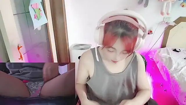 Snapshot of Song_99 chatting on 06/18/26, 10:41 Song 99 online show from 06/18/26, 10:41