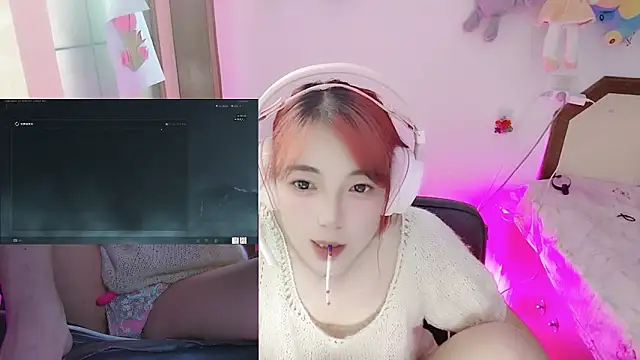 Snapshot of Song_99 chatting on 06/19/26, 04:22 Song 99 online show from 06/19/26, 04:22
