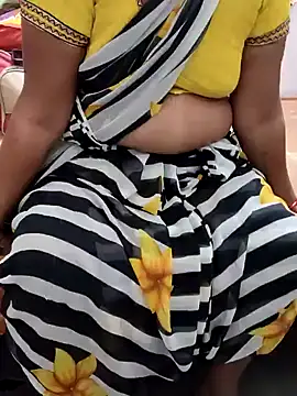 Snapshot of laxmitelugu78 chatting on 02/07/25, 03:08 laxmitelugu78 online show from 02/07/25, 03:08