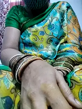 Snapshot of laxmitelugu78 chatting on 03/08/25, 06:10 laxmitelugu78 online show from 03/08/25, 06:10