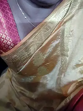 Snapshot of laxmitelugu78 chatting on 09/29/25, 04:56 laxmitelugu78 online show from 09/29/25, 04:56