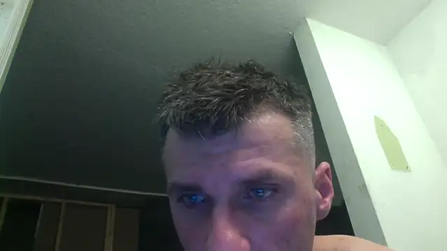 Snapshot of sexyhotstud12 chatting on 01/25/25, 10:40 sexyhotstud12 online show from 01/25/25, 10:40