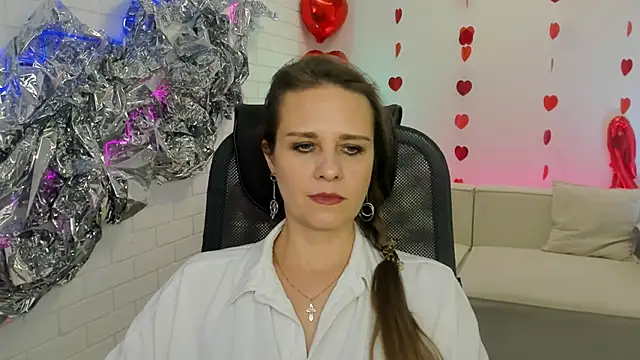 EmiliaBedy online show from 02/25/25, 12:13