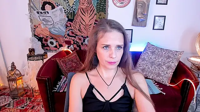 EmiliaBedy online show from 10/02/25, 09:16