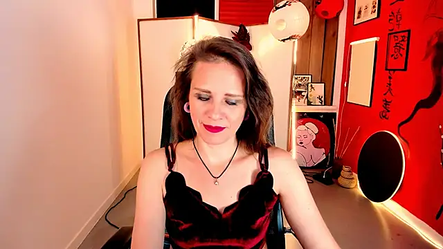 EmiliaBedy online show from 05/28/26, 05:16