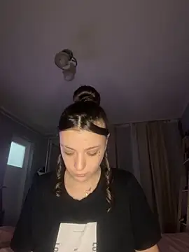 Snapshot of bunnythetailor chatting on 11/07/25, 06:52 bunnythetailor online show from 11/07/25, 06:52