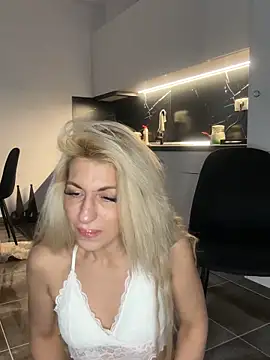 Snapshot of BabyBell69 chatting on 03/12/25, 08:41 BabyBell69 online show from 03/12/25, 08:41