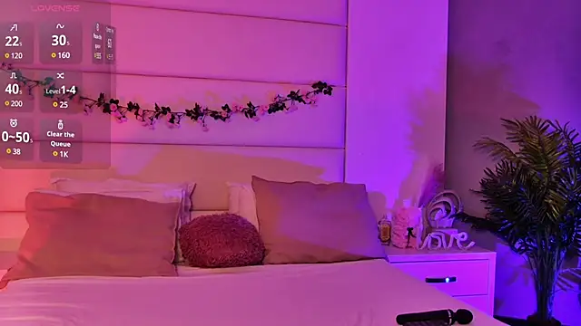 AylaPearl online show from 02/25/25, 04:46