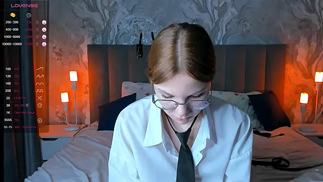 Snapshot of ElvinaBestwick chatting on 02/23/25, 06:23 ElvinaBestwick online show from 02/23/25, 06:23