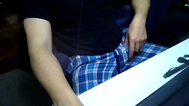 Snapshot of pandaexplorador chatting on 02/23/25, 09:00 pandaexplorador online show from 02/23/25, 09:00