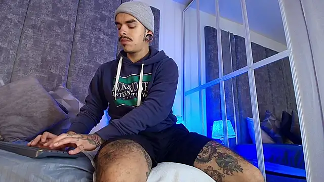 kaletattoo online show from 05/01/26, 11:04