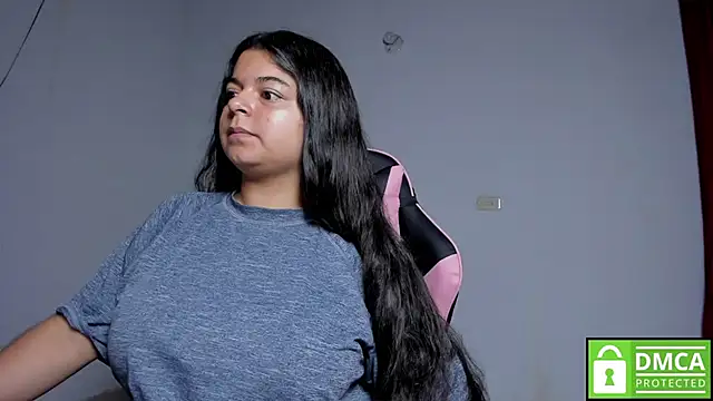 Snapshot of Little_Shaara chatting on 09/24/25, 08:39 Little Shaara online show from 09/24/25, 08:39