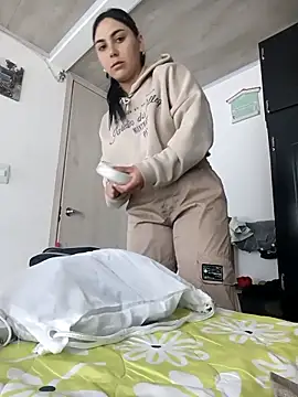 Snapshot of Ariana_rouse chatting on 11/23/25, 07:57 Ariana rouse online show from 11/23/25, 07:57