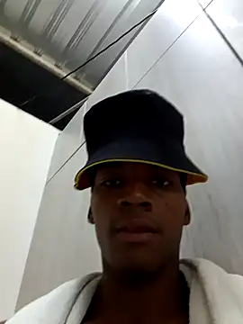 SlykaandpettterX online show from 02/06/25, 02:33